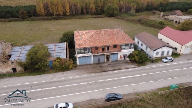 8 bedroom Business for sale in Valle de Valdebezana - € 159,000 (Ref: 9369028)