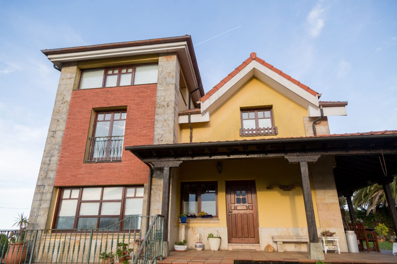 5 slaapkamer Villa te koop in Boo de Pielagos met zwembad garage - € 670.000 (Ref: 9386158)