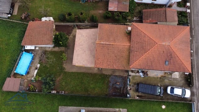 6 bedroom Finca/Country House for sale in Santa María de Cayón - € 370,000 (Ref: 9402702)