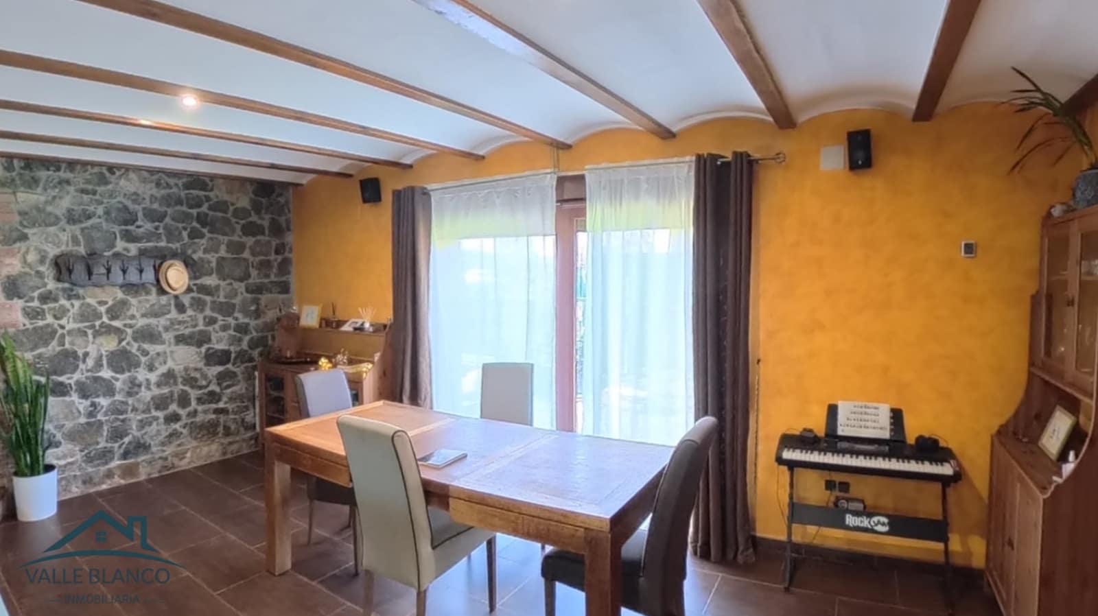 6 sypialnia Finka/Dom wiejski na sprzedaż w Santa Maria de Cayon - 370 000 € (Ref: 9402702)