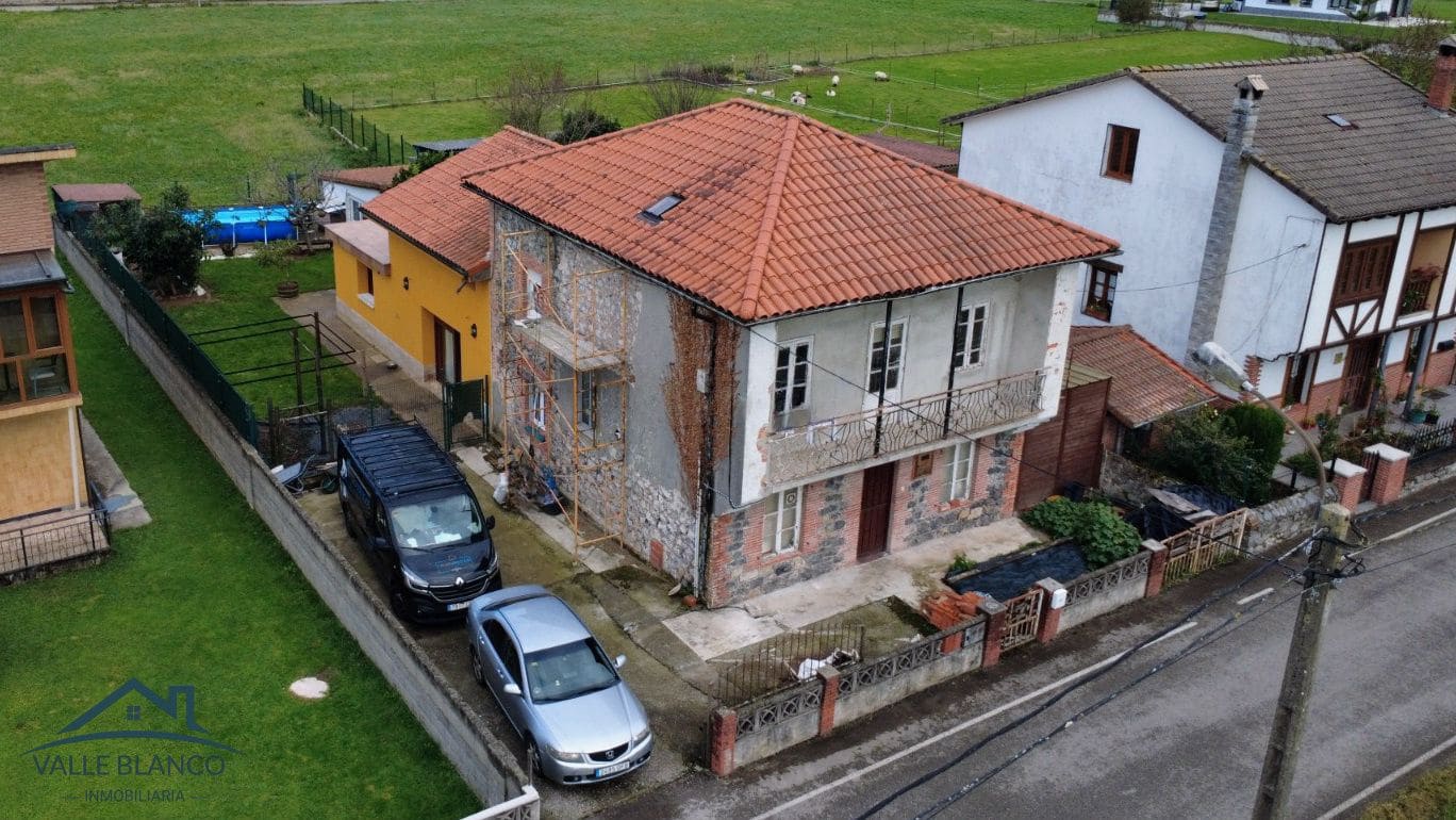 6 sypialnia Finka/Dom wiejski na sprzedaż w Santa Maria de Cayon - 370 000 € (Ref: 9402702)