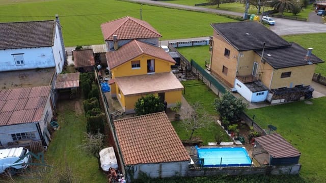 6 bedroom Finca/Country House for sale in Santa María de Cayón - € 370,000 (Ref: 9402702)