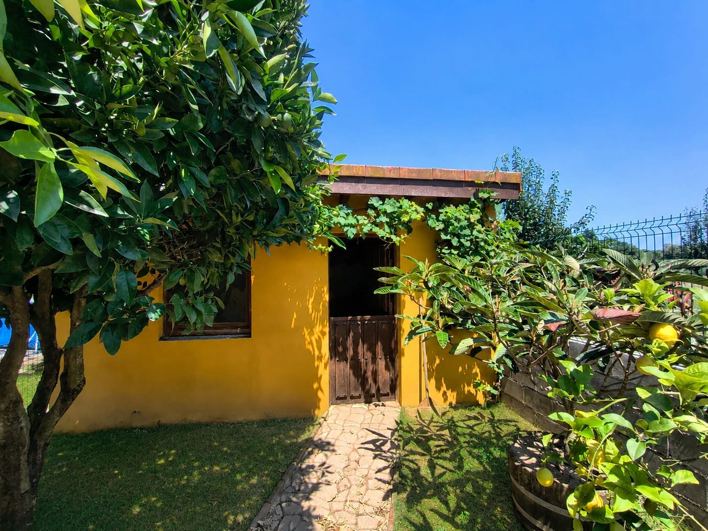 6 bedroom Finca/Country House for sale in Santa Maria de Cayon - € 355,000 (Ref: 9402702)