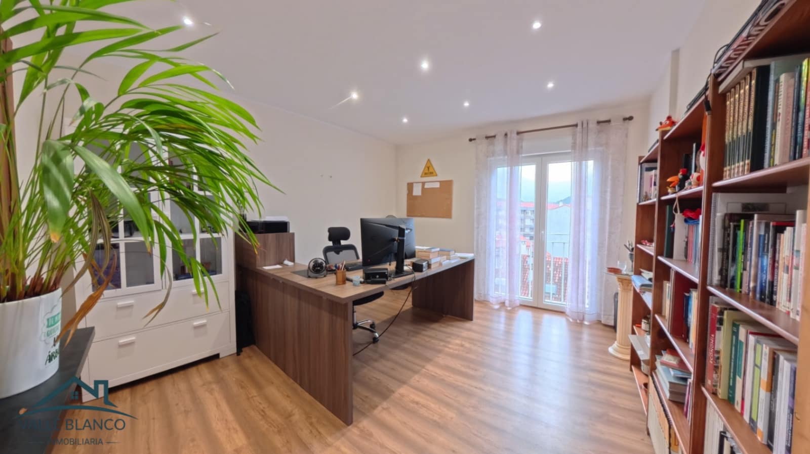 5 chambre Appartement à vendre à Torrelavega - 385 000 € (Ref: 9413525)