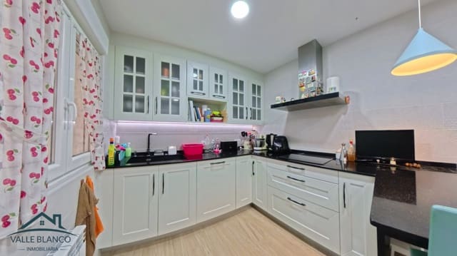 5 chambre Appartement à vendre à Torrelavega - 385 000 € (Ref: 9413525)