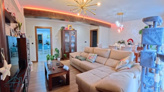 5 chambre Appartement à vendre à Torrelavega - 385 000 € (Ref: 9413525)