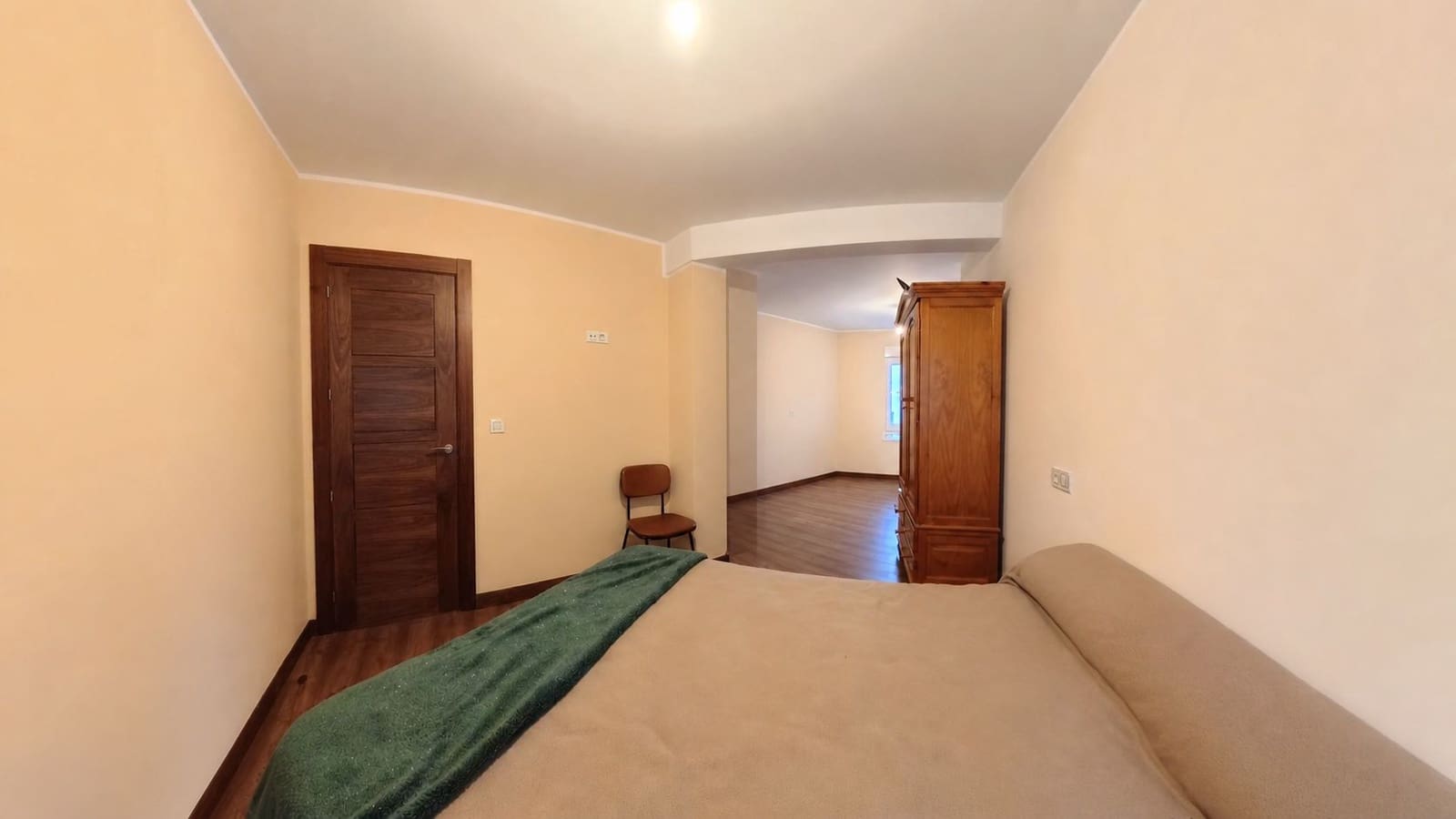Piso de 5 habitaciones en Torrelavega en venta - 375.000 € (Ref: 9413525)