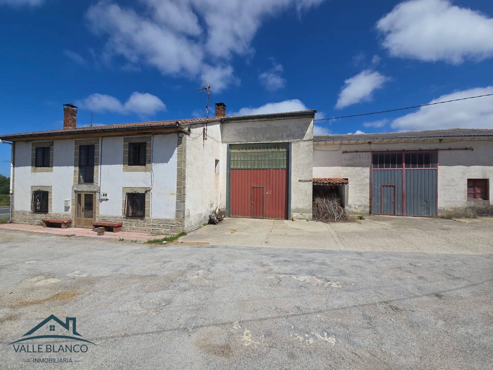 6 slaapkamer Finca/Landhuis te koop in Valle de Valdebezana - € 195.000 (Ref: 9419399)