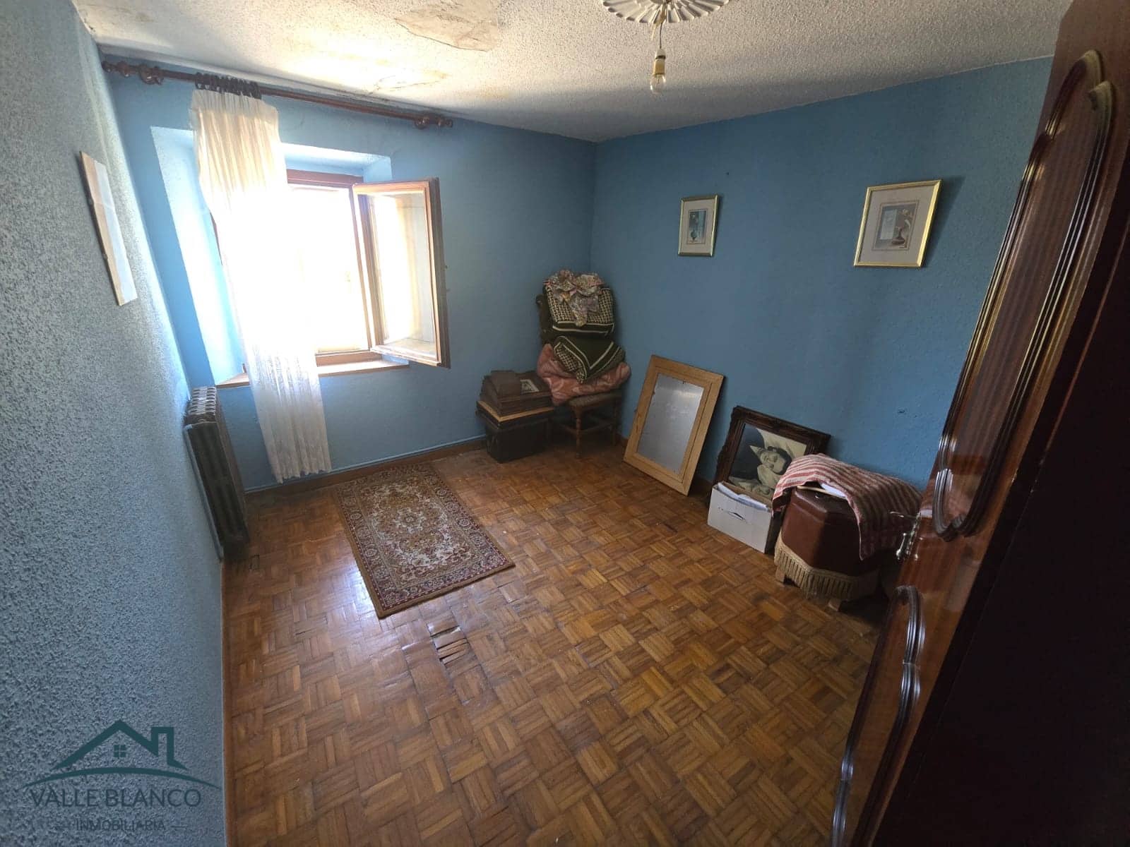 6 slaapkamer Finca/Landhuis te koop in Valle de Valdebezana - € 195.000 (Ref: 9419399)