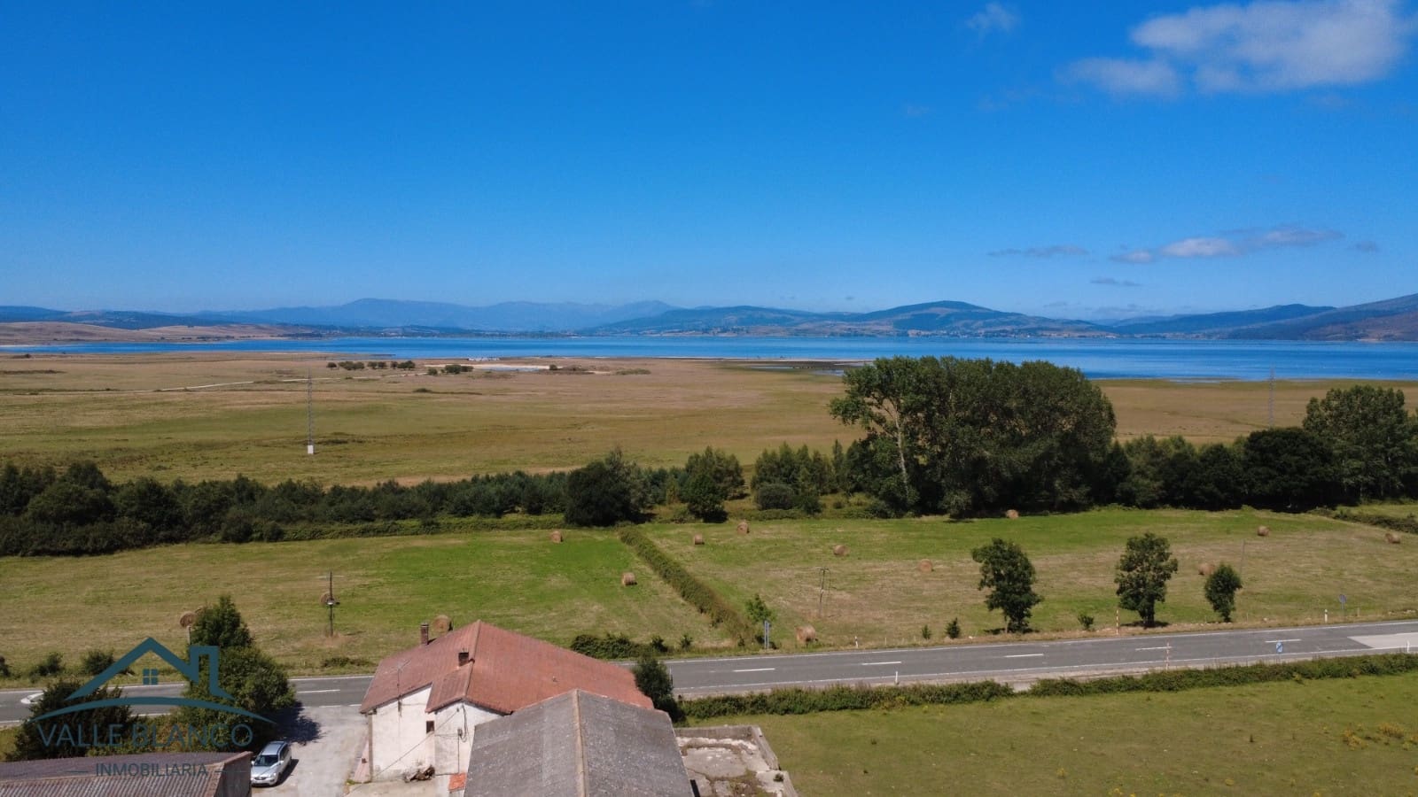 6 slaapkamer Finca/Landhuis te koop in Valle de Valdebezana - € 195.000 (Ref: 9419399)