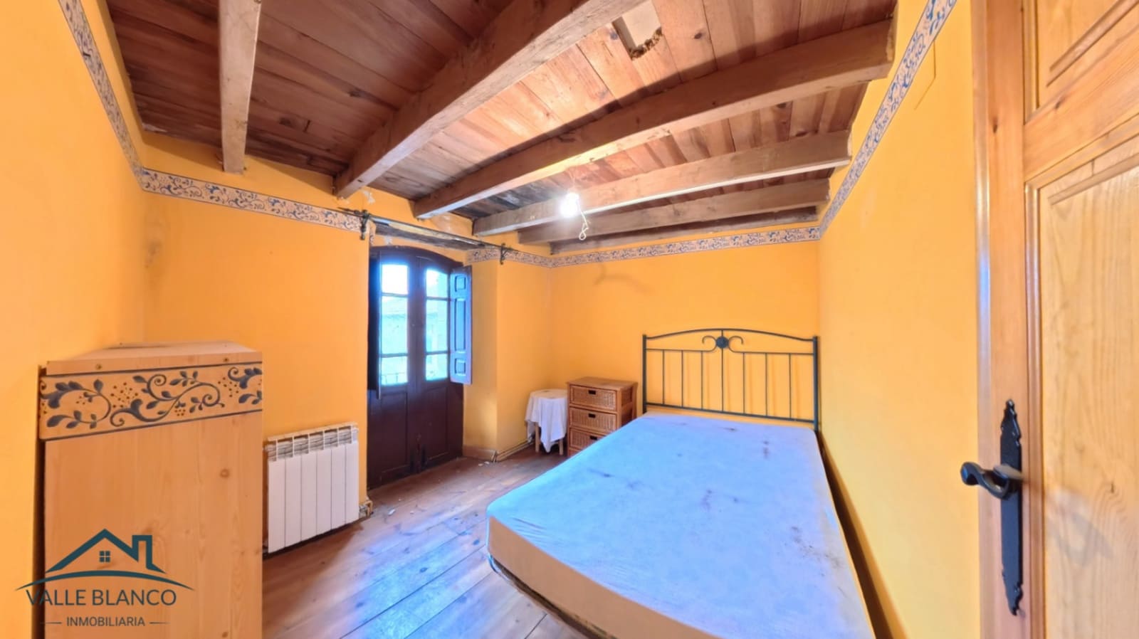 5 soverom Hus til salgs i Valle de Valdelucio - € 65 000 (Ref: 9496934)