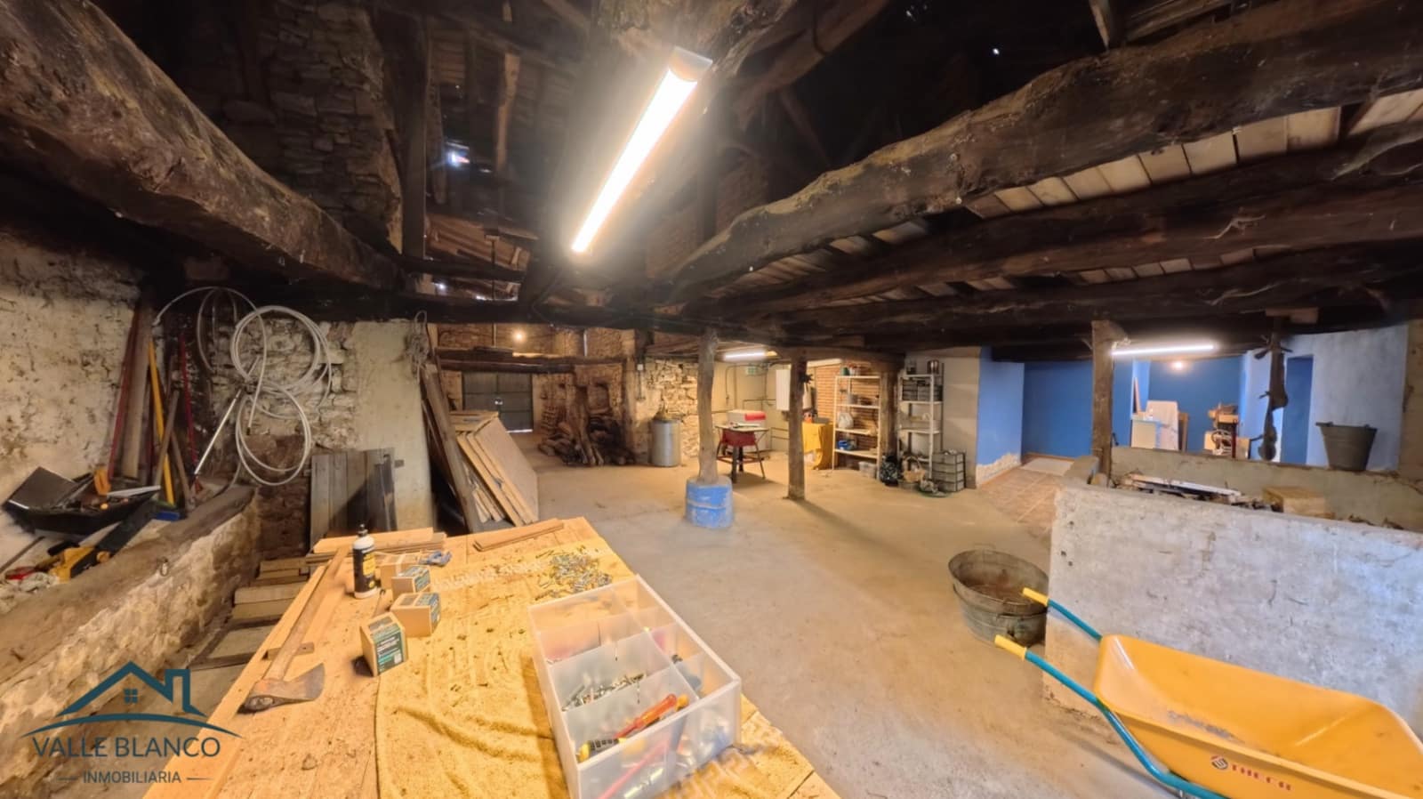 5 soverom Hus til salgs i Valle de Valdelucio - € 65 000 (Ref: 9496934)