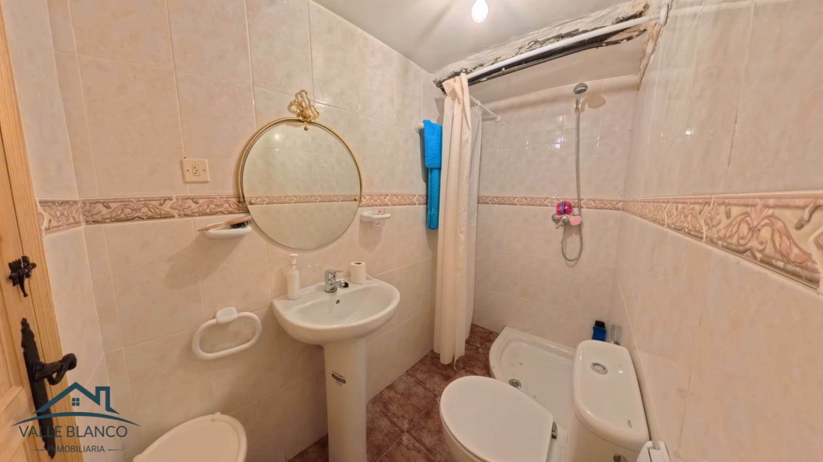 5 soverom Hus til salgs i Valle de Valdelucio - € 65 000 (Ref: 9496934)