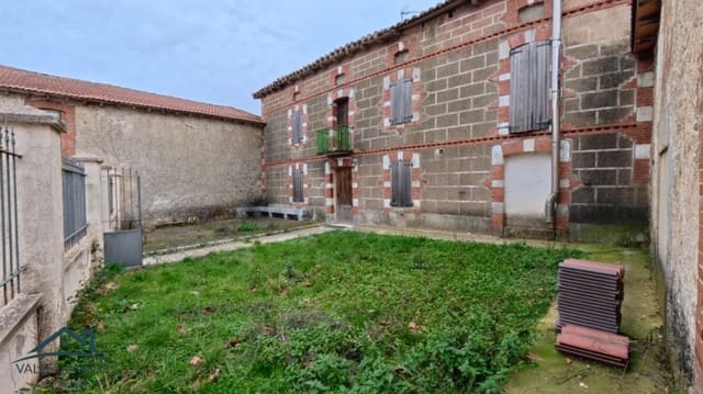 5 soverom Hus til salgs i Valle de Valdelucio - € 65 000 (Ref: 9496934)