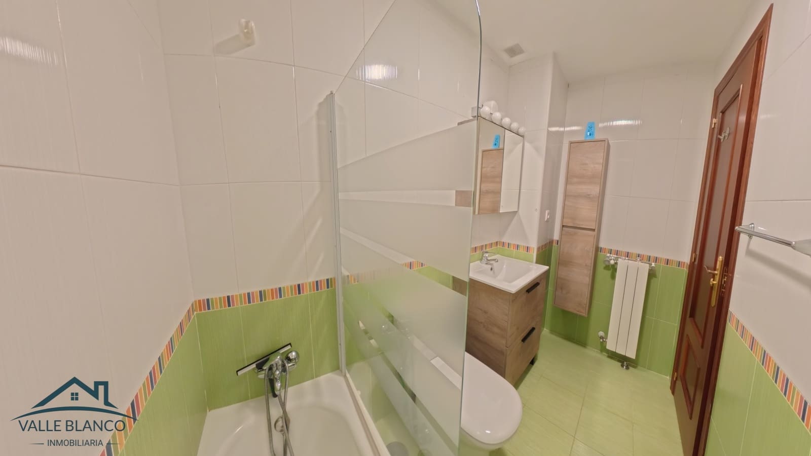 2 bedroom Flat for sale in Reinosa with garage - € 129,900 (Ref: 9535083)