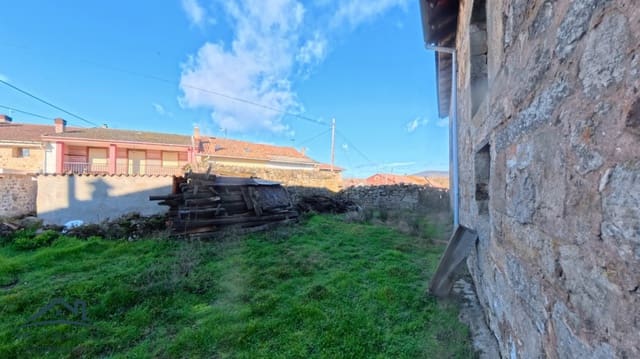 Haus zu verkaufen in Las Rozas de Valdearrollo - 149.000 € (Ref: 9537067)