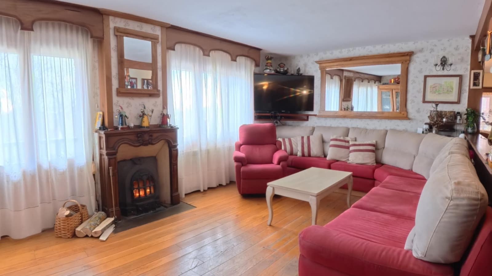 4 bedroom Villa for sale in Hermandad de Campoo de Suso with pool garage - € 489,000 (Ref: 9603547)