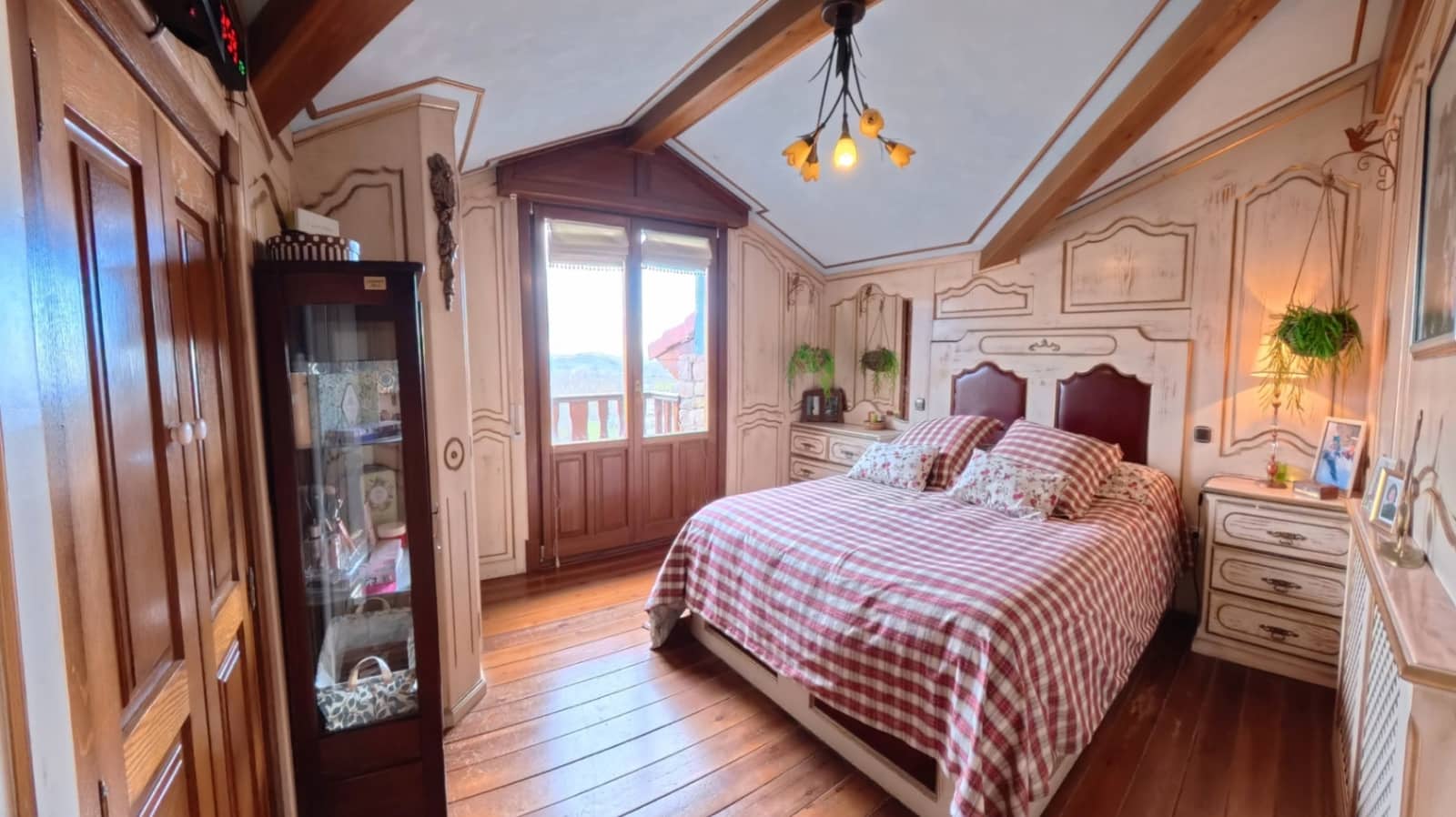 4 bedroom Villa for sale in Hermandad de Campoo de Suso with pool garage - € 489,000 (Ref: 9603547)