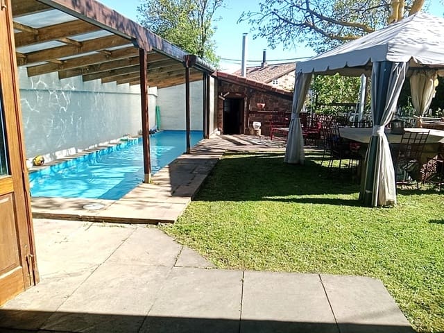 4 slaapkamer Villa te koop in Hermandad de Campoo de Suso met zwembad garage - € 489.000 (Ref: 9603547)