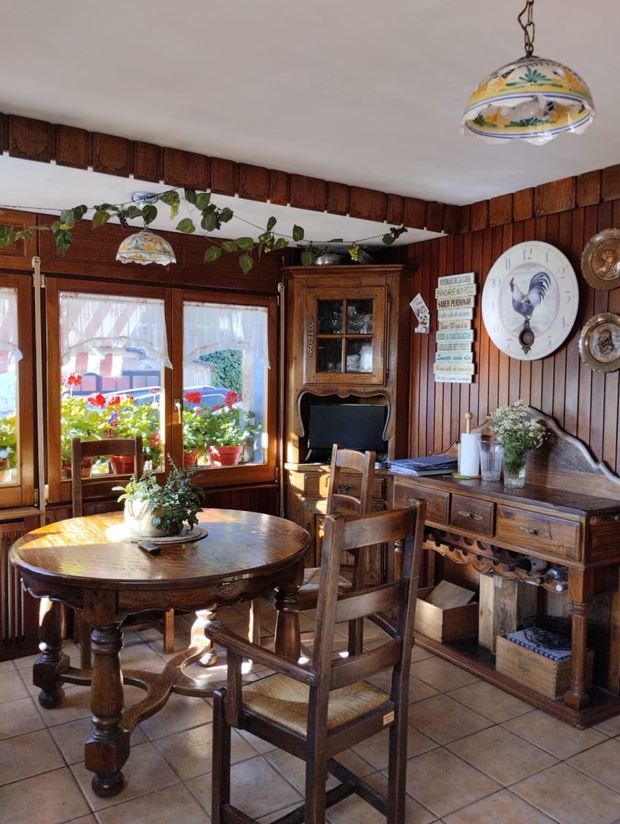 4 Zimmer Villa zu verkaufen in Hermandad de Campoo de Suso mit Pool Garage - 489.000 € (Ref: 9603547)