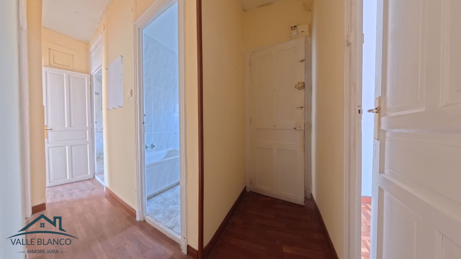 9 bedroom Apartment for sale in Reinosa - € 126,000 (Ref: 9729534)