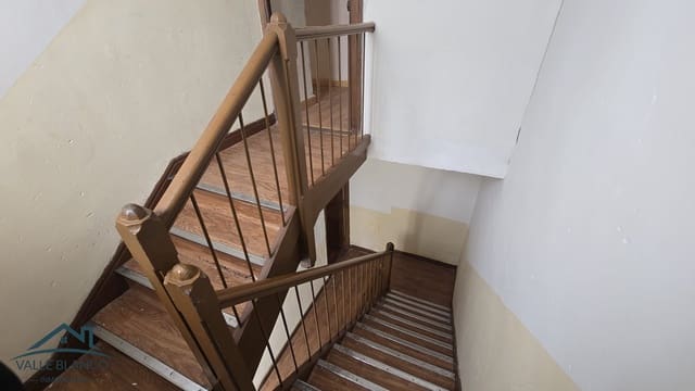 Apartamento de 9 habitaciones en Reinosa en venta - 126.000 € (Ref: 9729534)