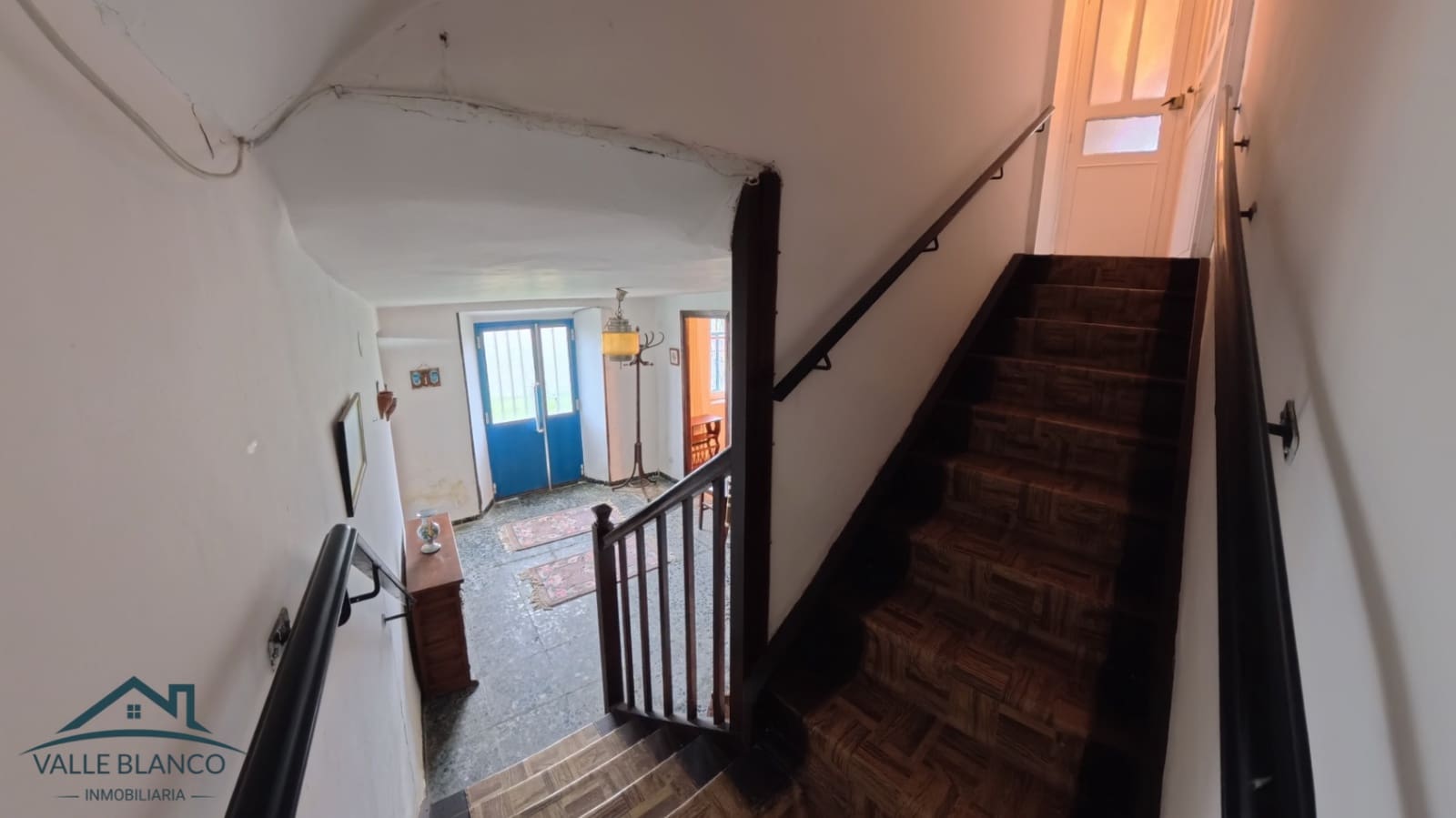 4 bedroom Finca/Country House for sale in Valle de Valdebezana - € 90,000 (Ref: 9729535)