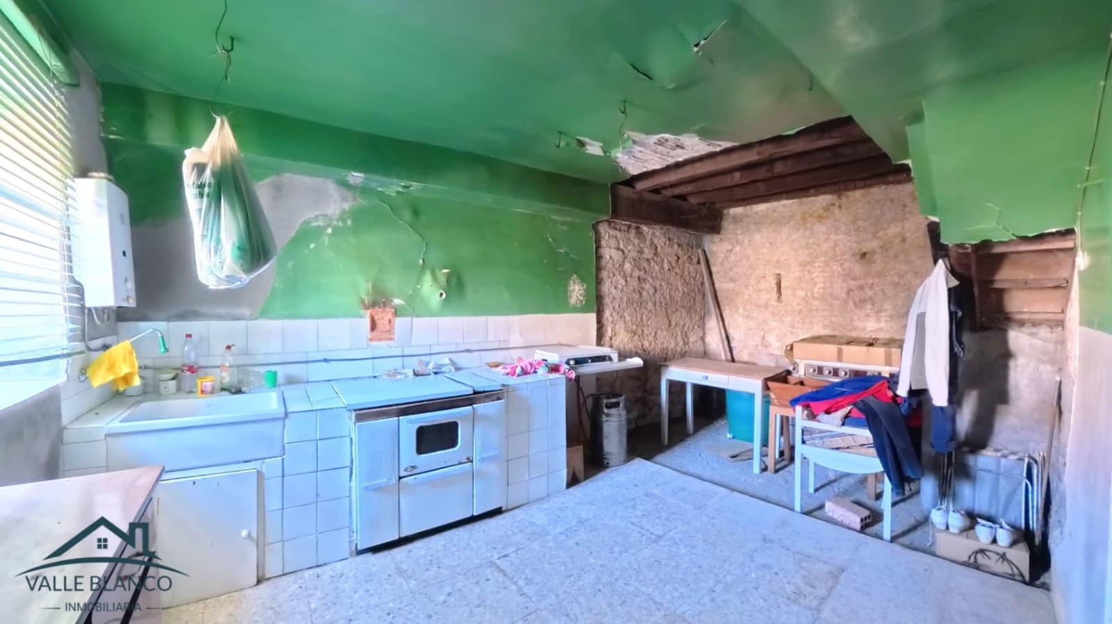 3 makuuhuone Omakotitalo myytävänä paikassa Campoo de Enmedio - 99 000 € (Ref: 9742937)