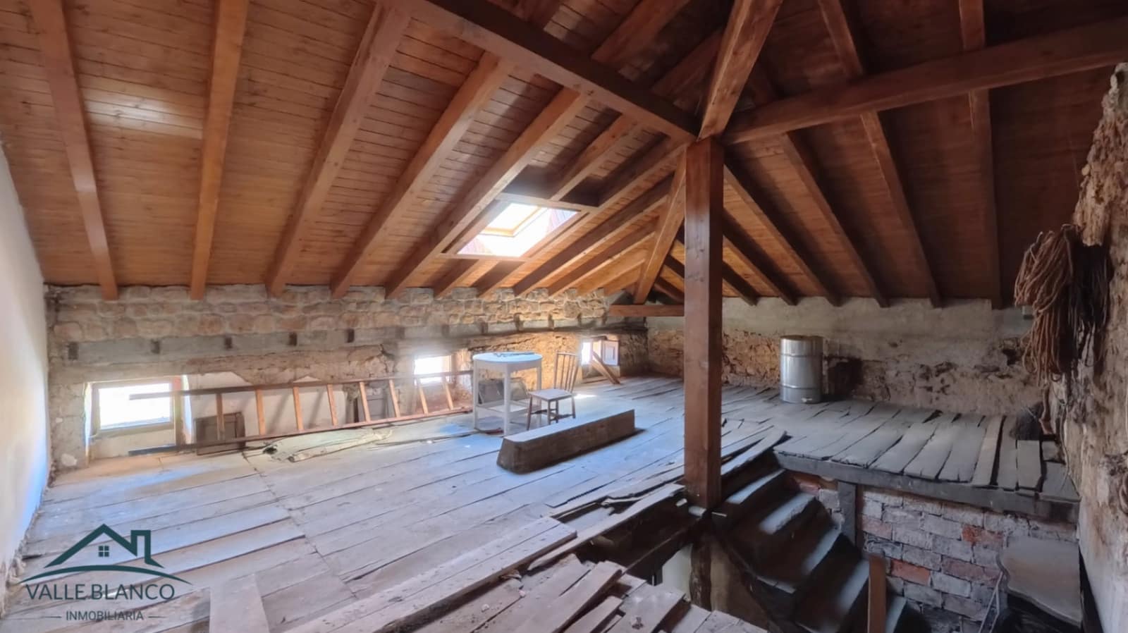 3 makuuhuone Omakotitalo myytävänä paikassa Campoo de Enmedio - 99 000 € (Ref: 9742937)