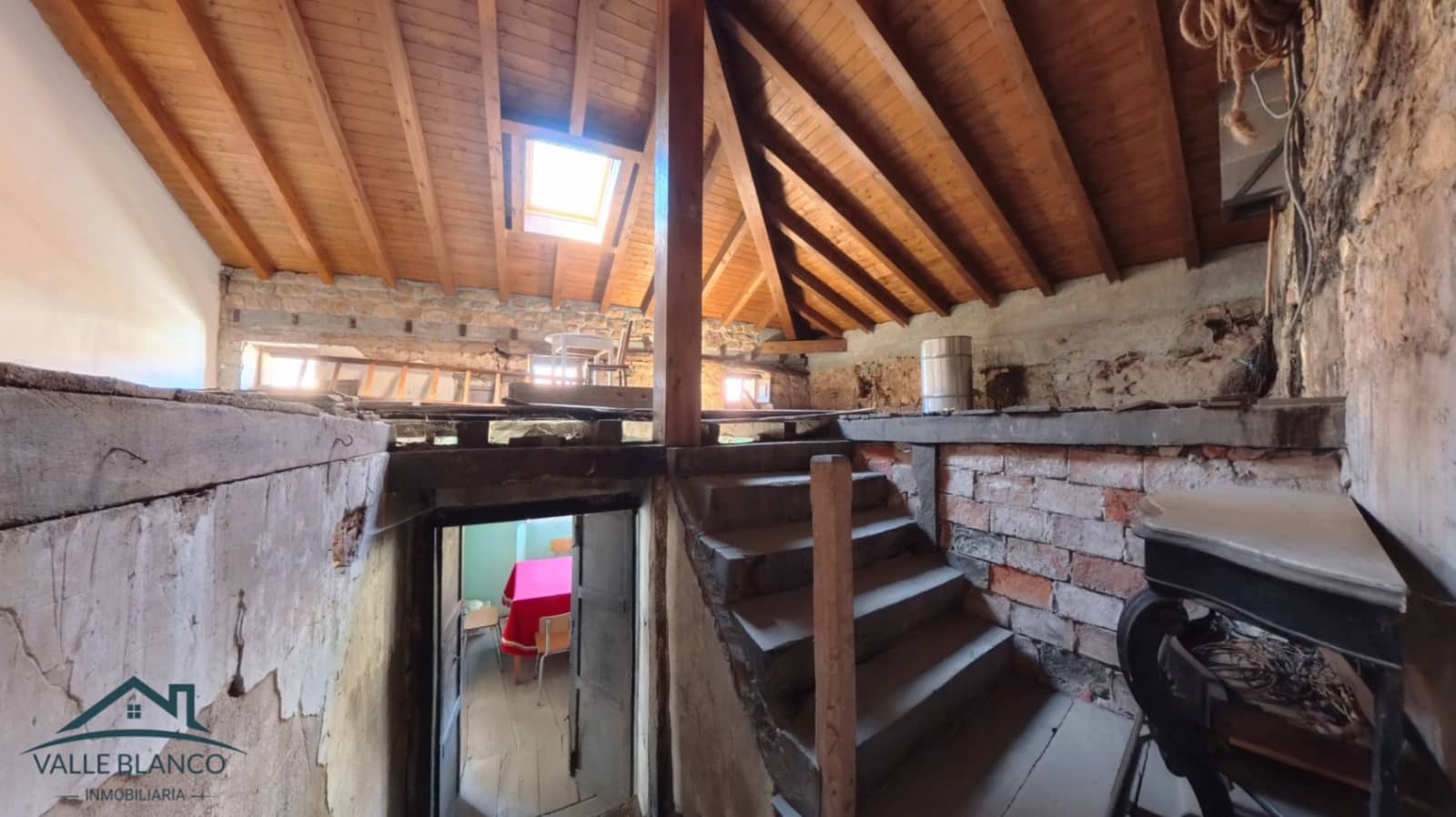 3 makuuhuone Omakotitalo myytävänä paikassa Campoo de Enmedio - 99 000 € (Ref: 9742937)