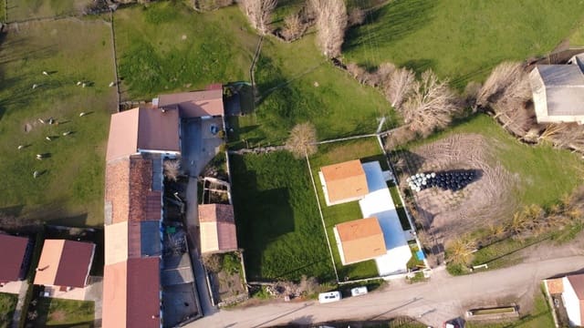 Byggetomt til salgs i Hermandad de Campoo de Suso - € 50 000 (Ref: 9800074)