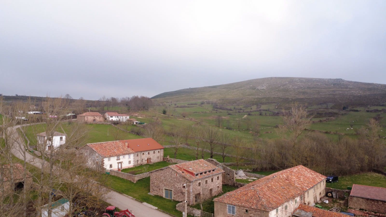 4 Zimmer Haus zu verkaufen in Hermandad de Campoo de Suso - 72.000 € (Ref: 9800075)