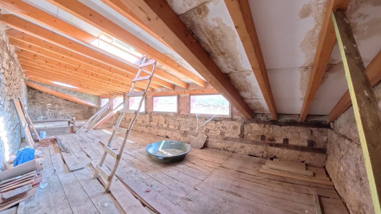 4 Zimmer Haus zu verkaufen in Hermandad de Campoo de Suso - 72.000 € (Ref: 9800075)