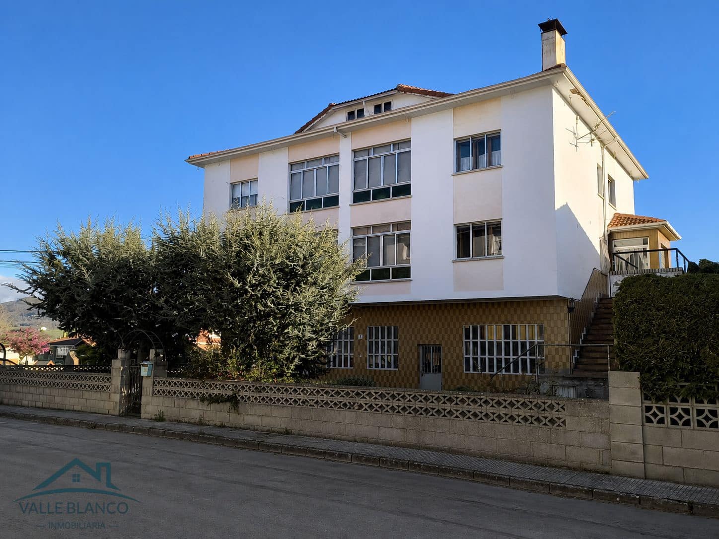 4 Zimmer Wohnung zu verkaufen in Campoo de Enmedio mit Garage - 190.000 € (Ref: 9818431)