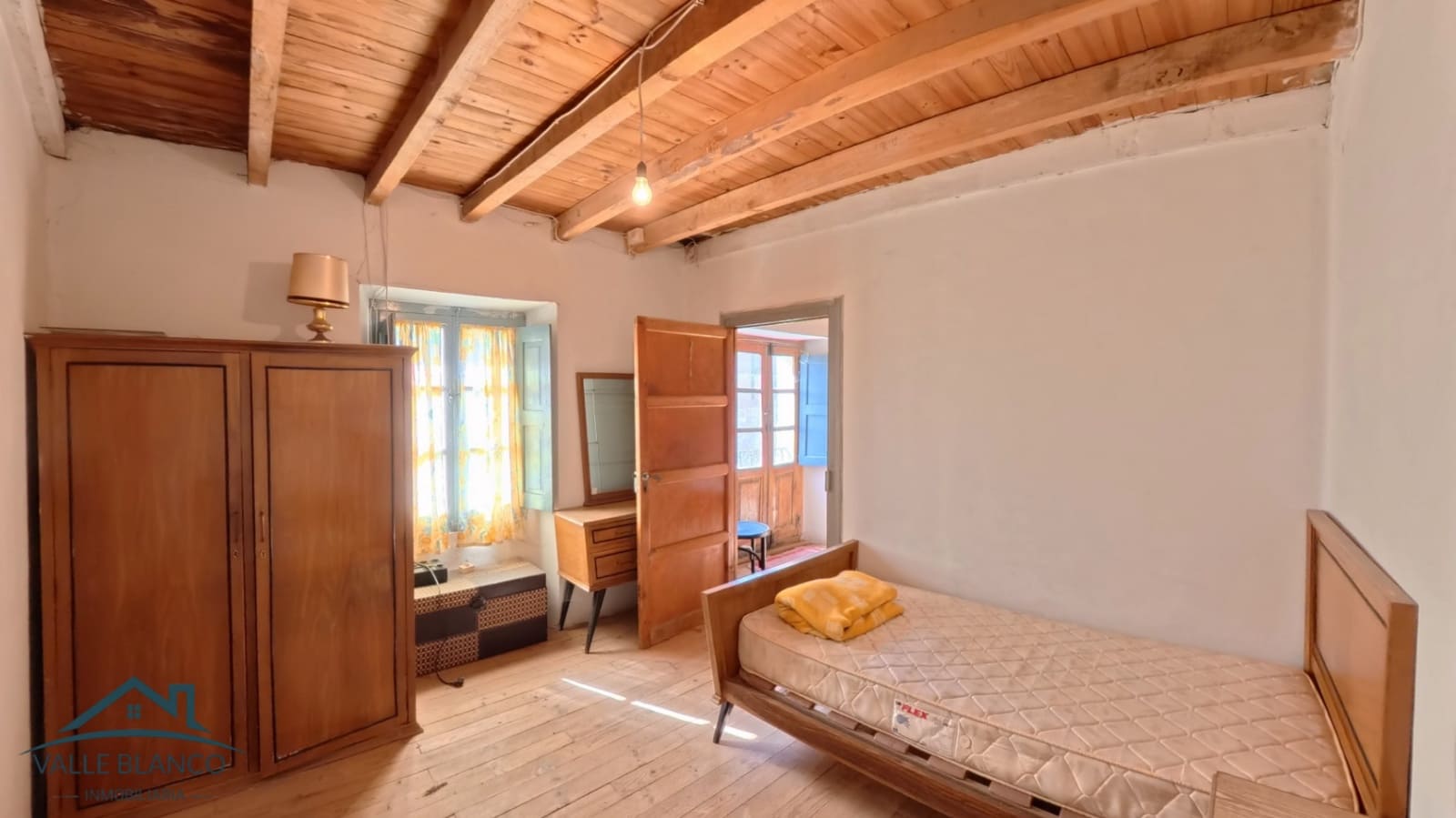 Casa de 3 habitaciones en Valderredible en venta - 125.000 € (Ref: 9819811)