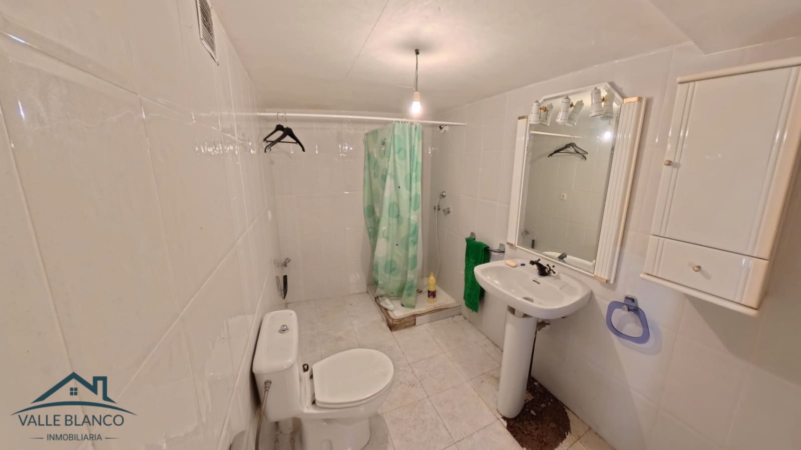 Casa de 3 habitaciones en Valderredible en venta - 125.000 € (Ref: 9819811)