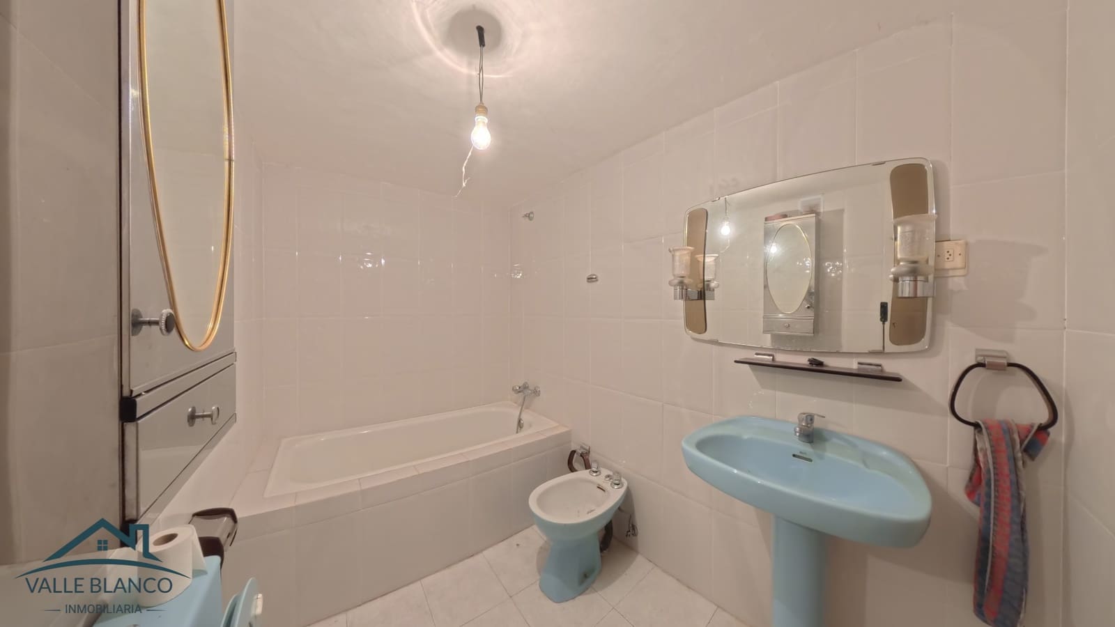 Casa de 3 habitaciones en Valderredible en venta - 125.000 € (Ref: 9819811)