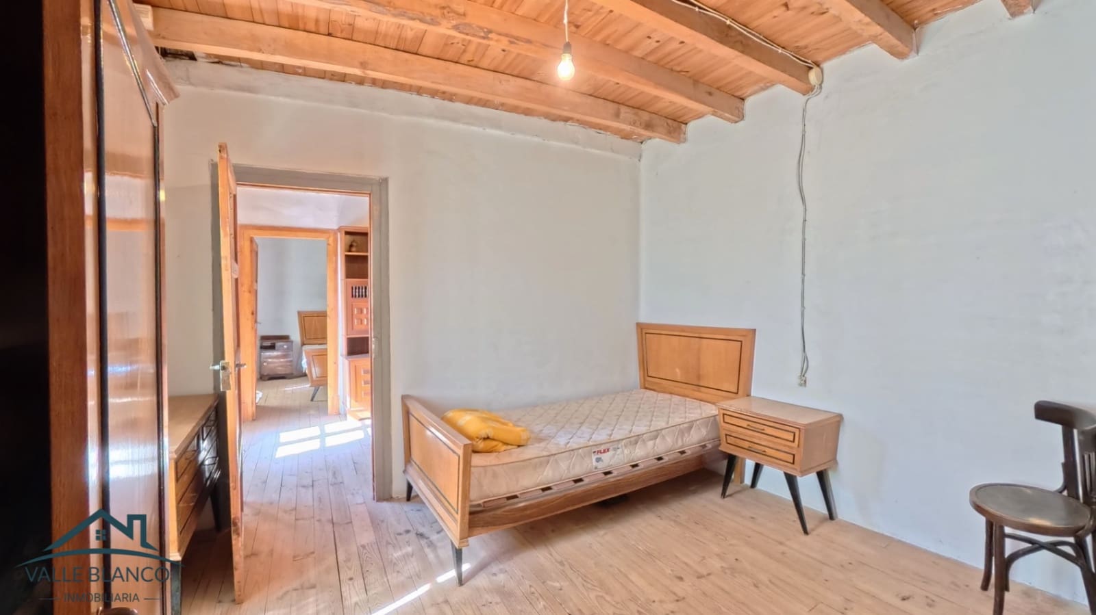 Casa de 3 habitaciones en Valderredible en venta - 125.000 € (Ref: 9819811)