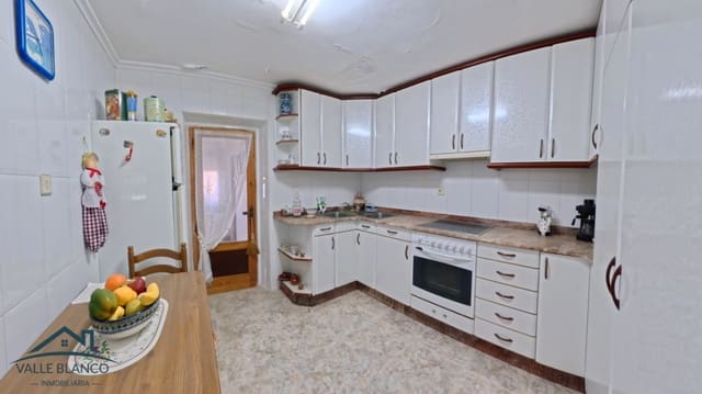 5 soverom Hus til salgs i Campoo de Enmedio - € 90 000 (Ref: 9880323)