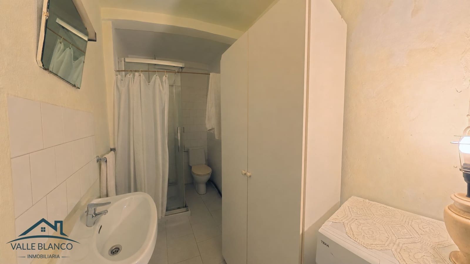 3 bedroom Semi-detached Villa for sale in Corvera de Toranzo - € 125,000 (Ref: 9900734)