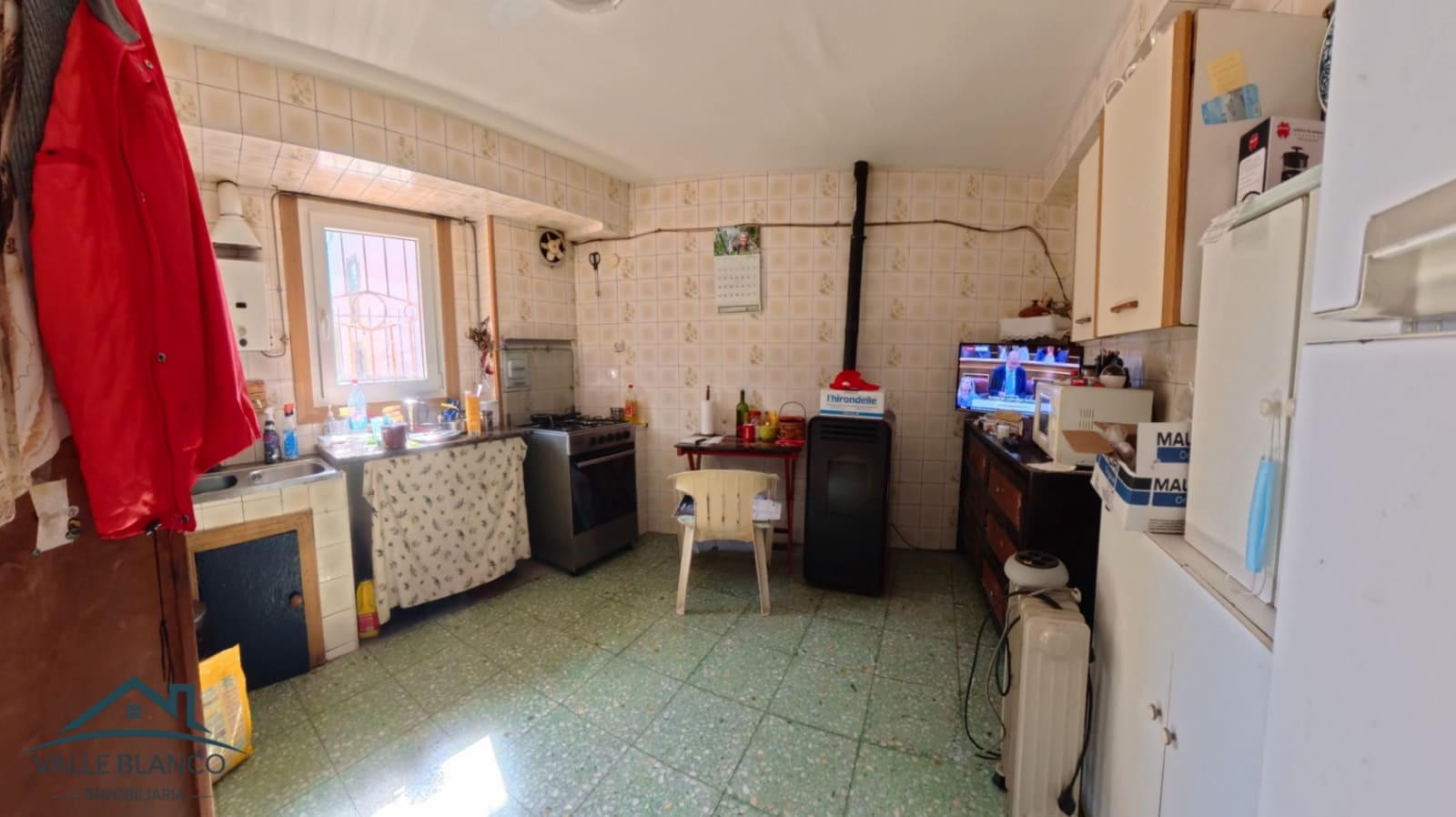 3 bedroom Semi-detached Villa for sale in Corvera de Toranzo - € 125,000 (Ref: 9900734)