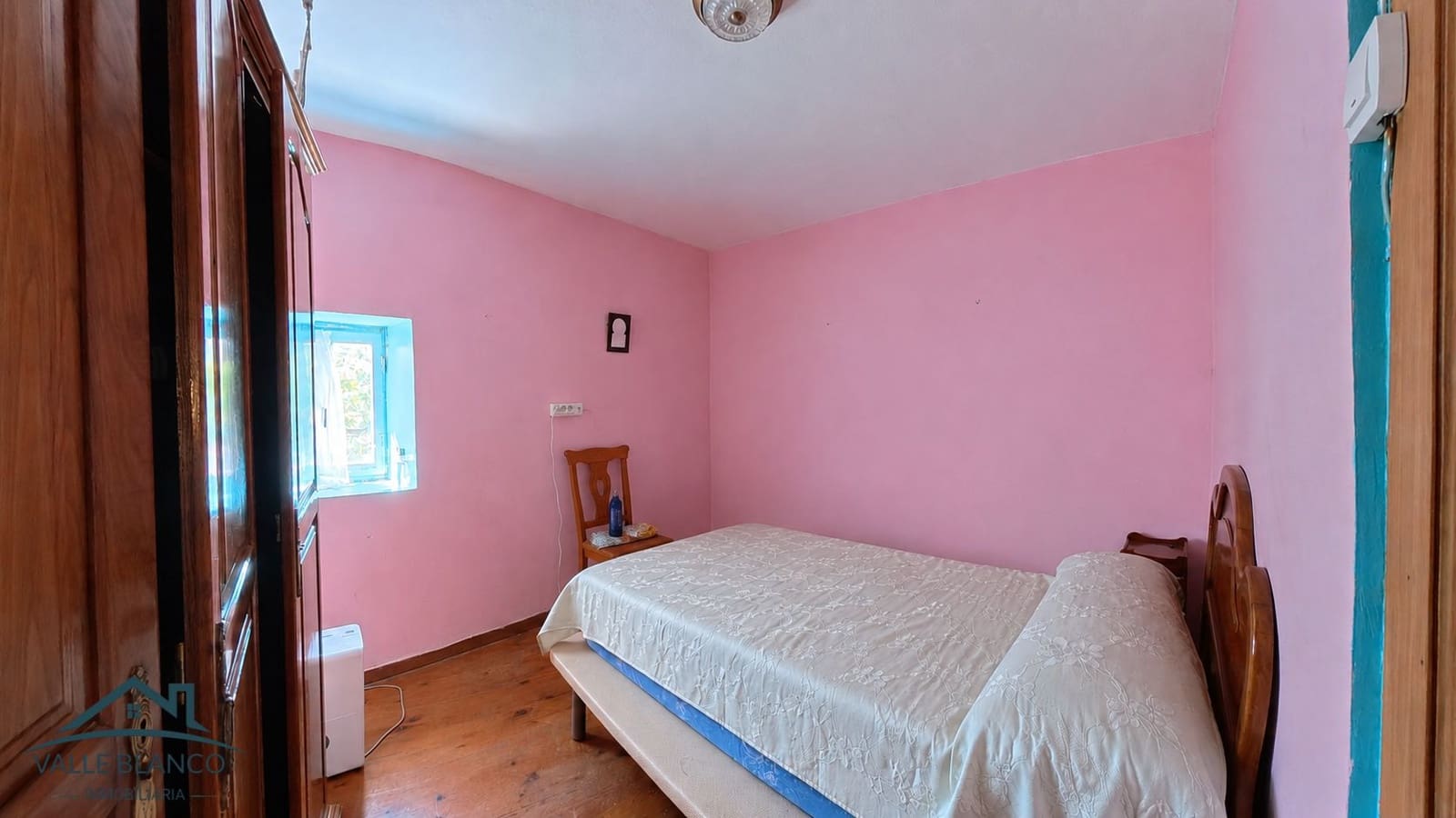 3 bedroom Semi-detached Villa for sale in Corvera de Toranzo - € 125,000 (Ref: 9900734)