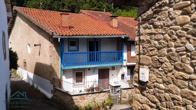 3 bedroom Semi-detached Villa for sale in Corvera de Toranzo - € 125,000 (Ref: 9900734)