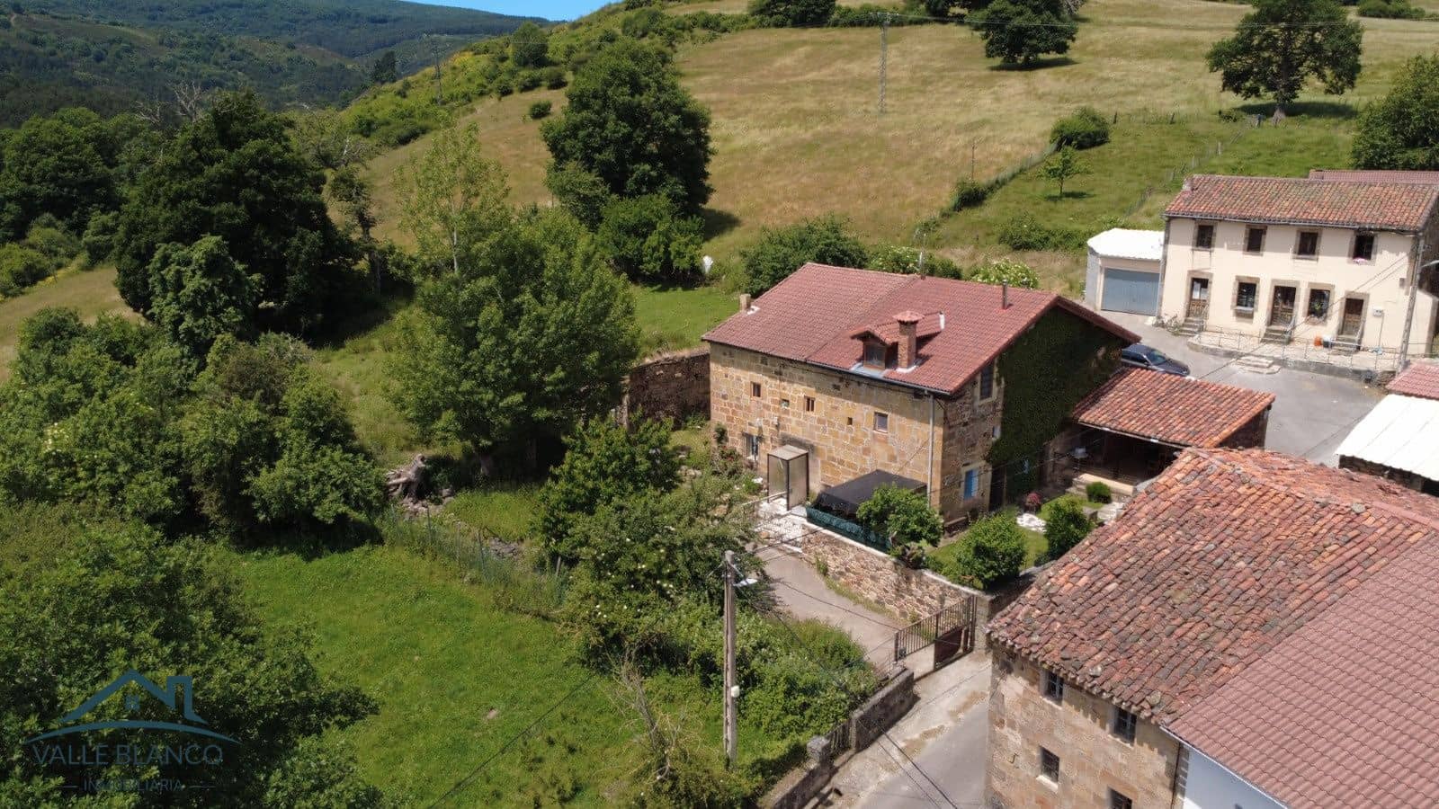 2 chambre Finca/Maison de Campagne à vendre à Las Rozas de Valdearrollo - 60 000 € (Ref: 9914890)