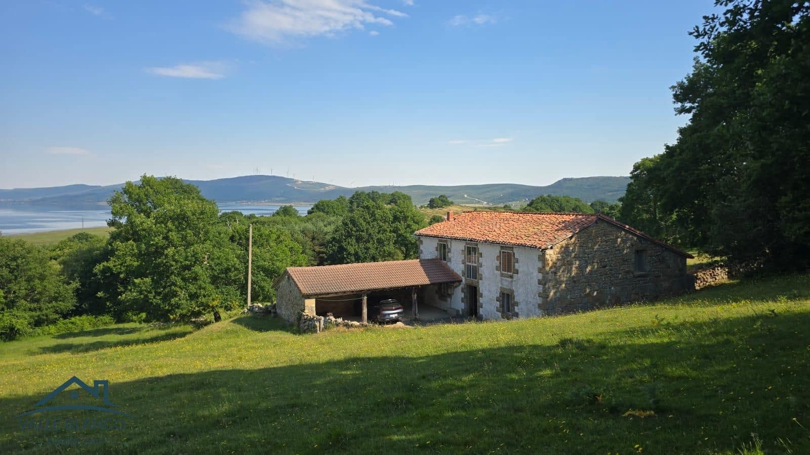4 sypialnia Finka/Dom wiejski na sprzedaż w Valle de Valdebezana - 135 000 € (Ref: 9979415)