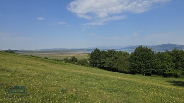 Finca/Casa Rural de 4 habitaciones en Valle de Valdebezana en venta - 135.000 € (Ref: 9979415)