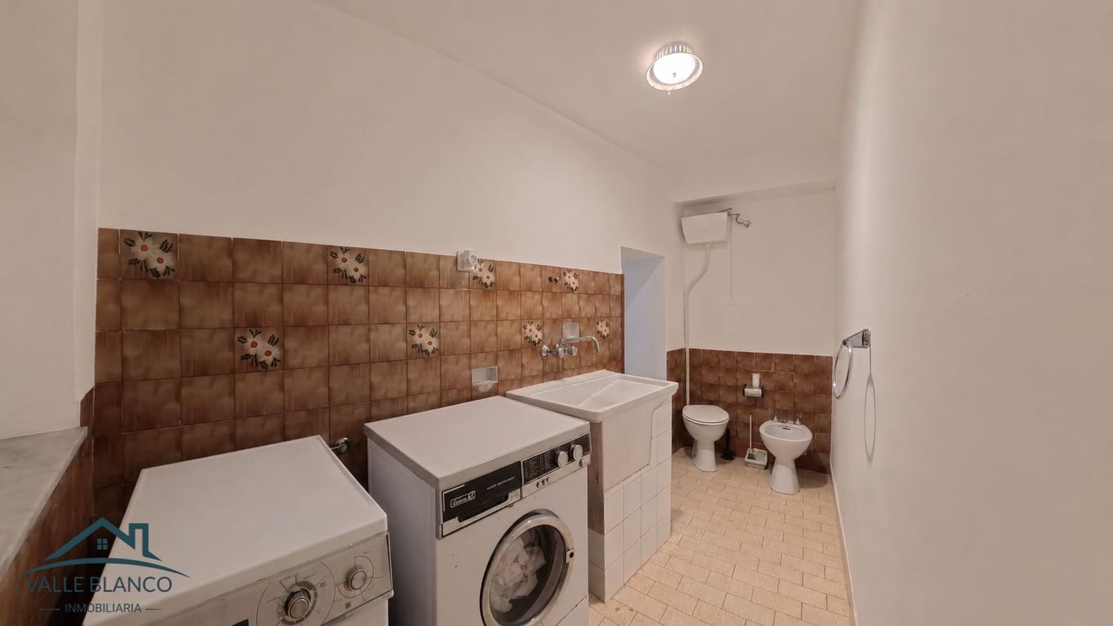 5 sypialnia Finka/Dom wiejski na sprzedaż w Campoo de Enmedio - 139 000 € (Ref: 9979416)