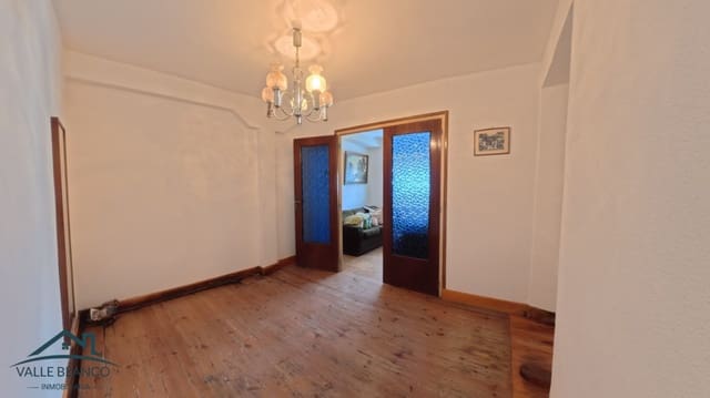 5 sypialnia Finka/Dom wiejski na sprzedaż w Campoo de Enmedio - 139 000 € (Ref: 9979416)