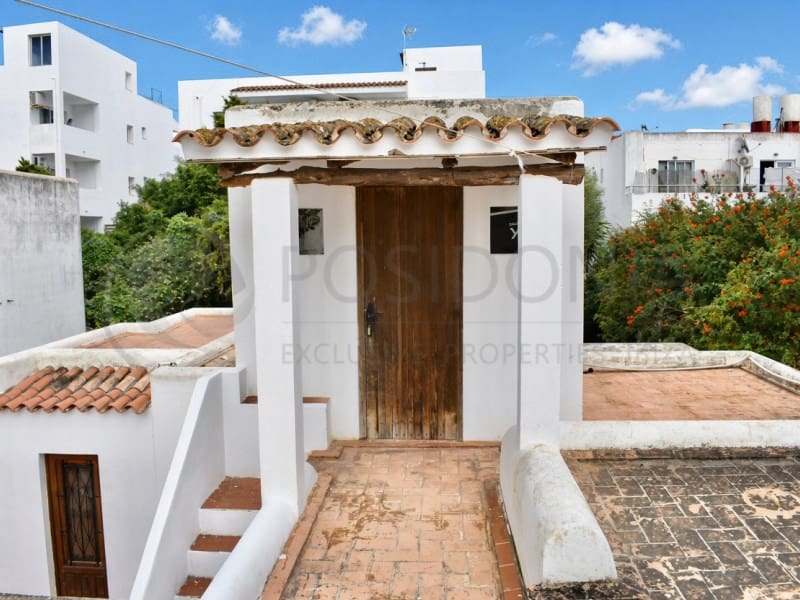 6 Zimmer Villa zu verkaufen in Sant Antoni de Portmany mit Pool Garage - 1.200.000 € (Ref: 10174548)