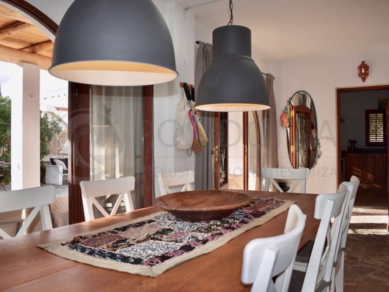 6 Zimmer Villa zu verkaufen in Sant Antoni de Portmany mit Pool Garage - 1.200.000 € (Ref: 10174548)